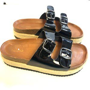 Women Aldo patent leather birkenstock  style platform sandals , sz 6